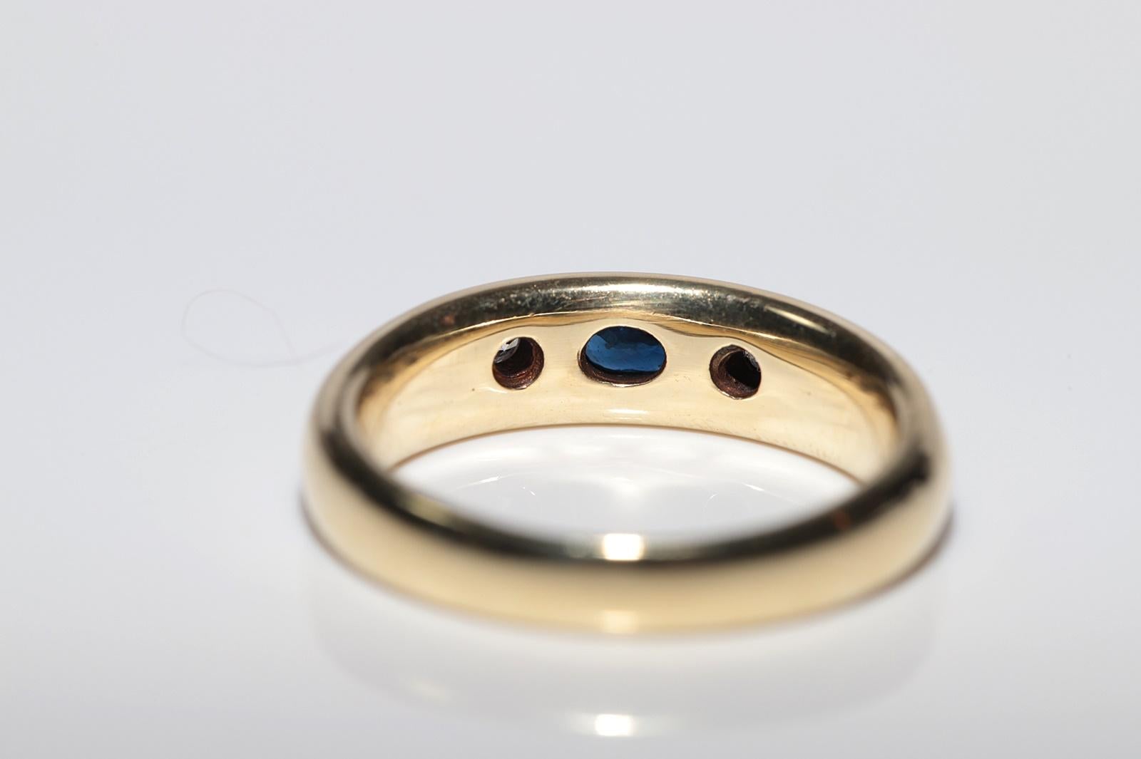 Vintage Circa 1980er Jahre 14k Gold Natürlicher Diamant und Saphir Dekorierter Ring im Angebot 2