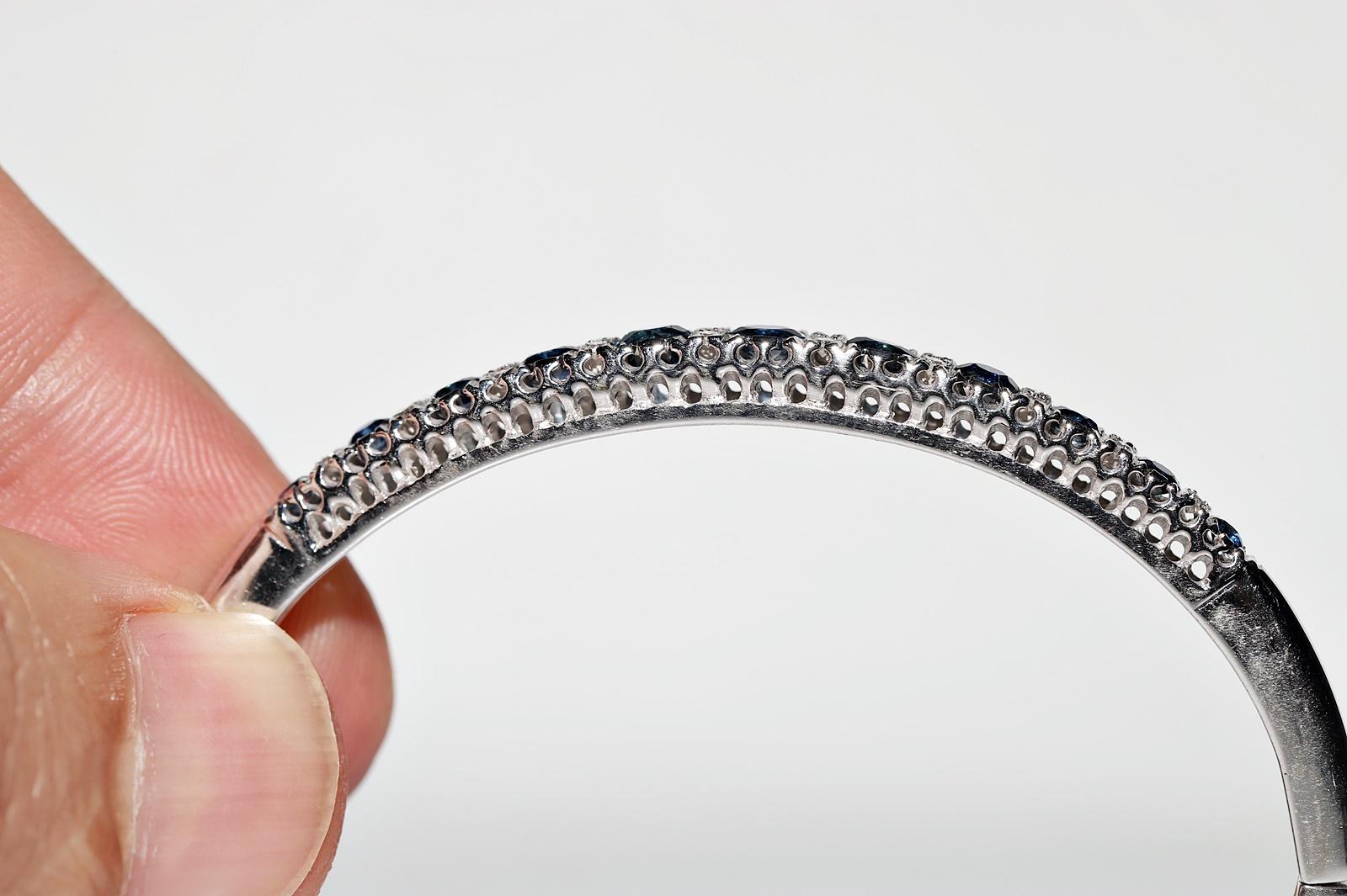 Vintage Circa 1980s 14k Gold Natural Diamond And Sapphire Decorated Bracelet  For Sale 3