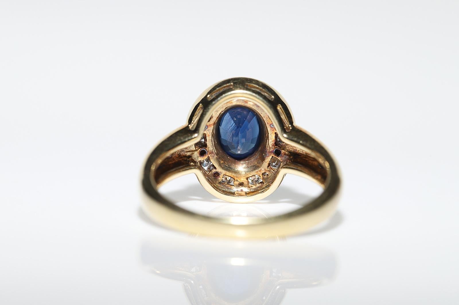 Vintage Circa 1980s 14k Gold Natural Diamond And Sapphire Decorated Ring  For Sale 4