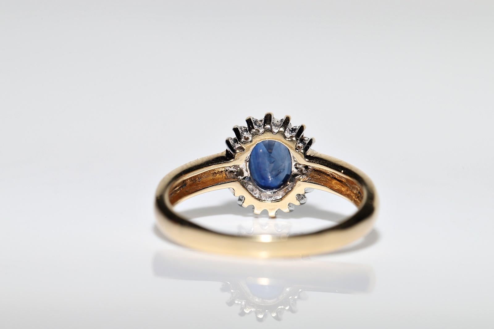 Vintage Circa 1980s 14k Gold Natural Diamond And Sapphire Decorated Ring  For Sale 8