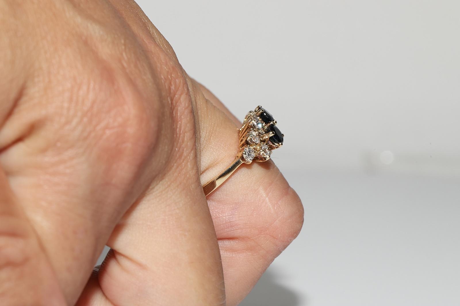 Vintage Circa 1980er Jahre 14k Gold Natürlicher Diamant und Saphir Dekorierter Ring im Angebot 11