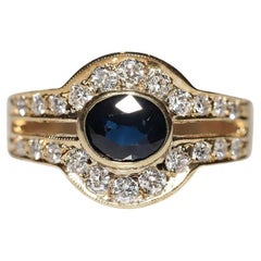 Vintage Circa 1980s 14k Gold Natural Diamond And Sapphire Decorated Ring 