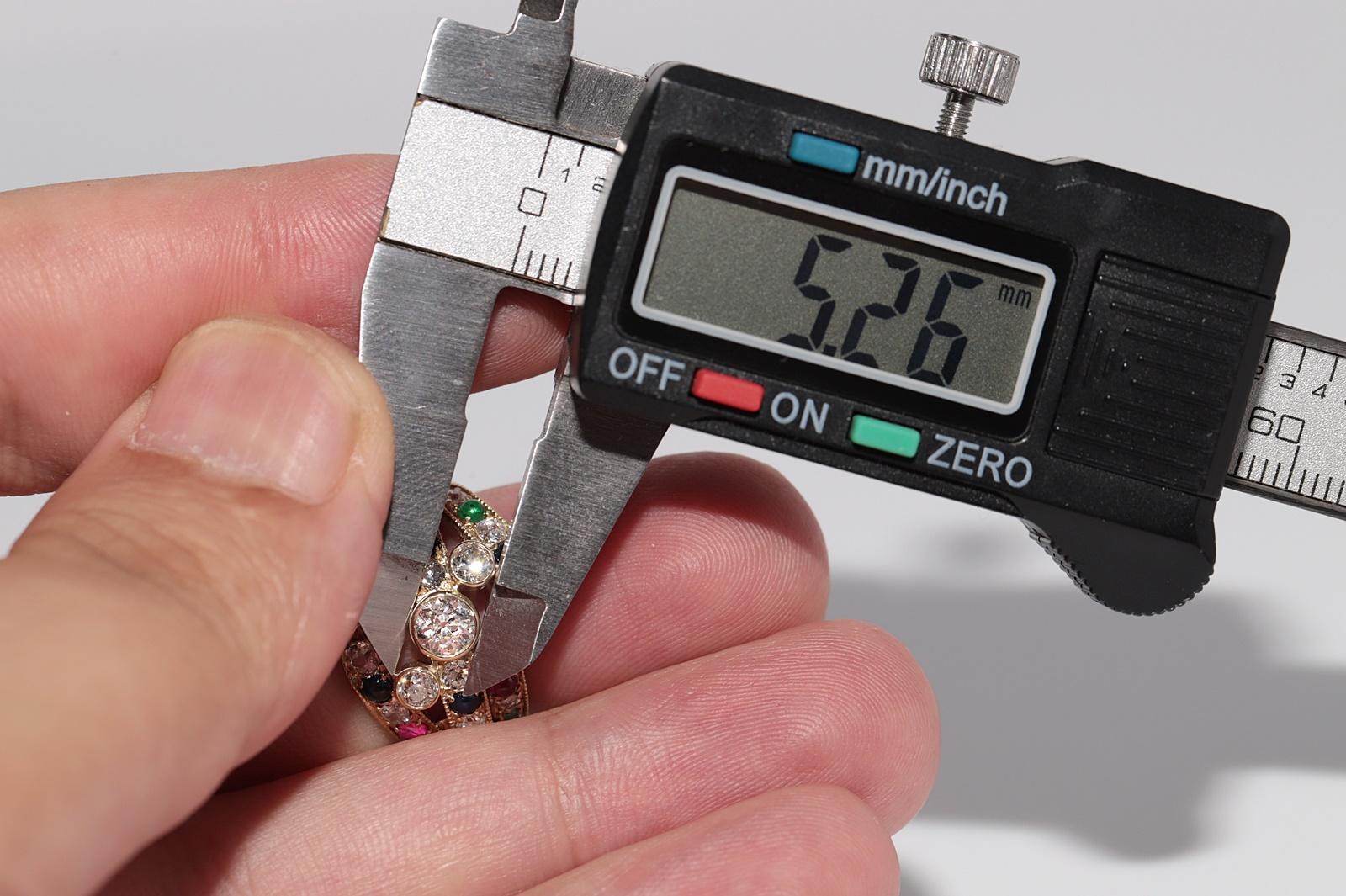 Vintage CIRCA 1980s 14k Gold Natürlicher Diamant und Saphir Smaragd Rubin Ring im Angebot 12