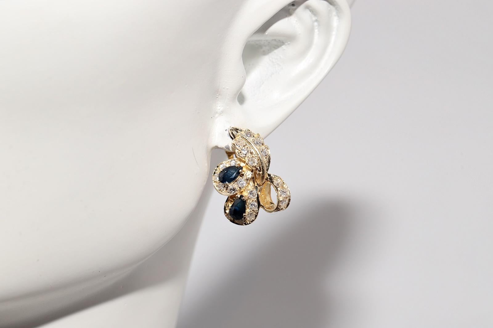 Orecchino stile foglia in oro 14k con diamante naturale e zaffiro, CIRCA 1980 in vendita 4
