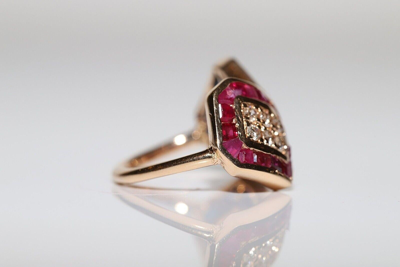 Vintage Circa 1980er Jahre 14k Gold Ring mit natürlichem Diamant und Saphir und Rubin im Angebot 4