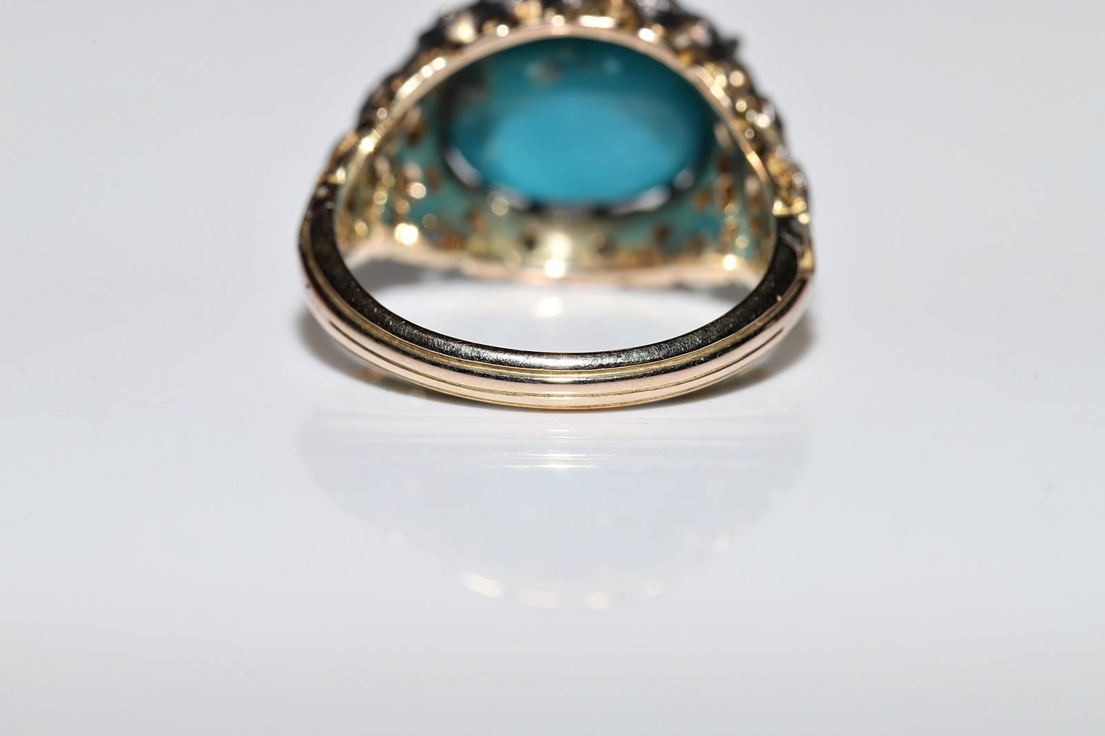 Vintage Circa 1980s 14k Gold Natural Diamond And Turquoise Decorated Ring  For Sale 6
