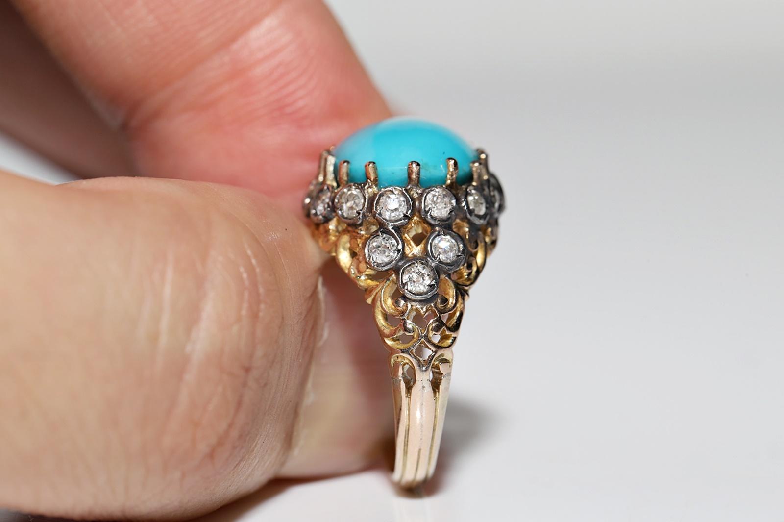 Vintage Circa 1980s 14k Gold Natural Diamond And Turquoise Decorated Ring  For Sale 10