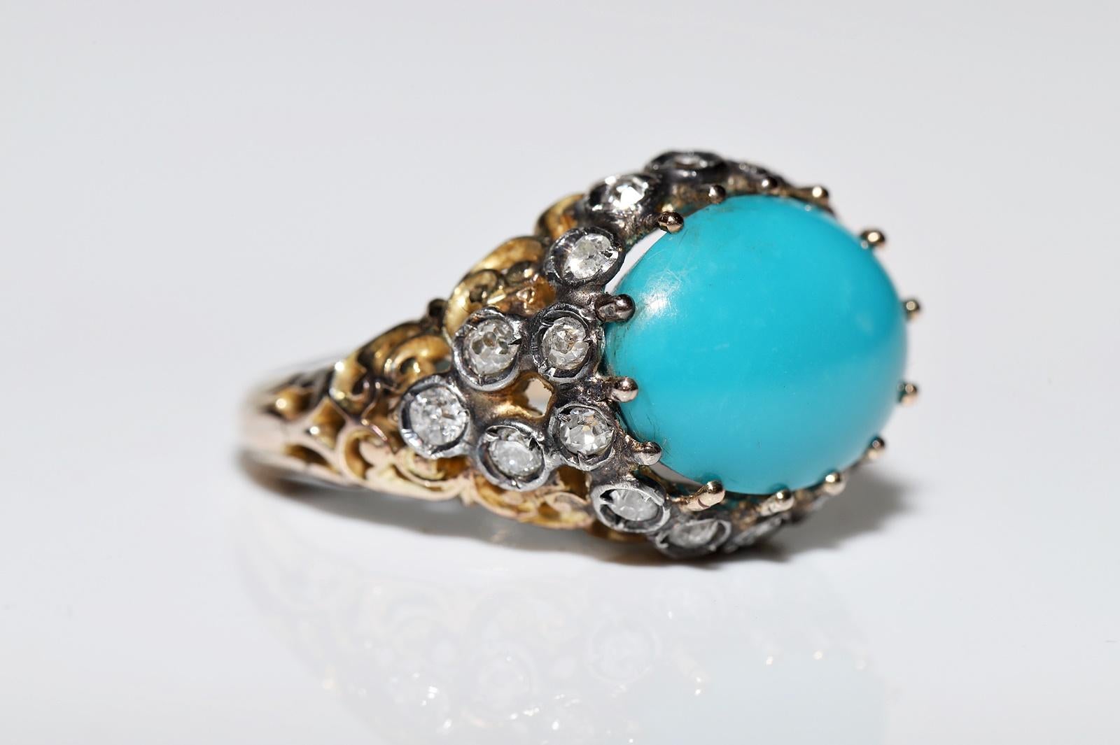 Vintage Circa 1980s 14k Gold Natural Diamond And Turquoise Decorated Ring  For Sale 2