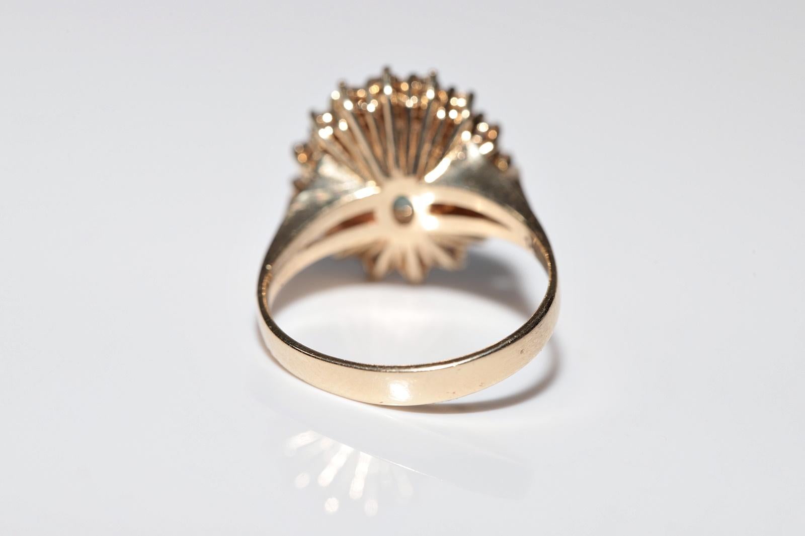 Vintage Circa 1980s 14k Gold Natural Diamond And Turquoise Ring For Sale 2