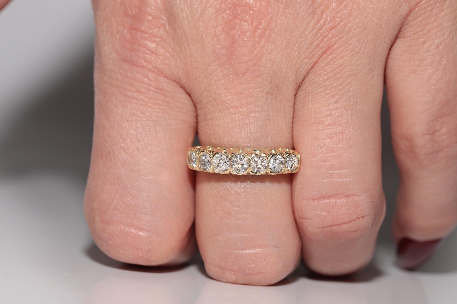 Vintage Circa 1980s 14k Gold Natural Diamond Decorated Band Ring For Sale 9