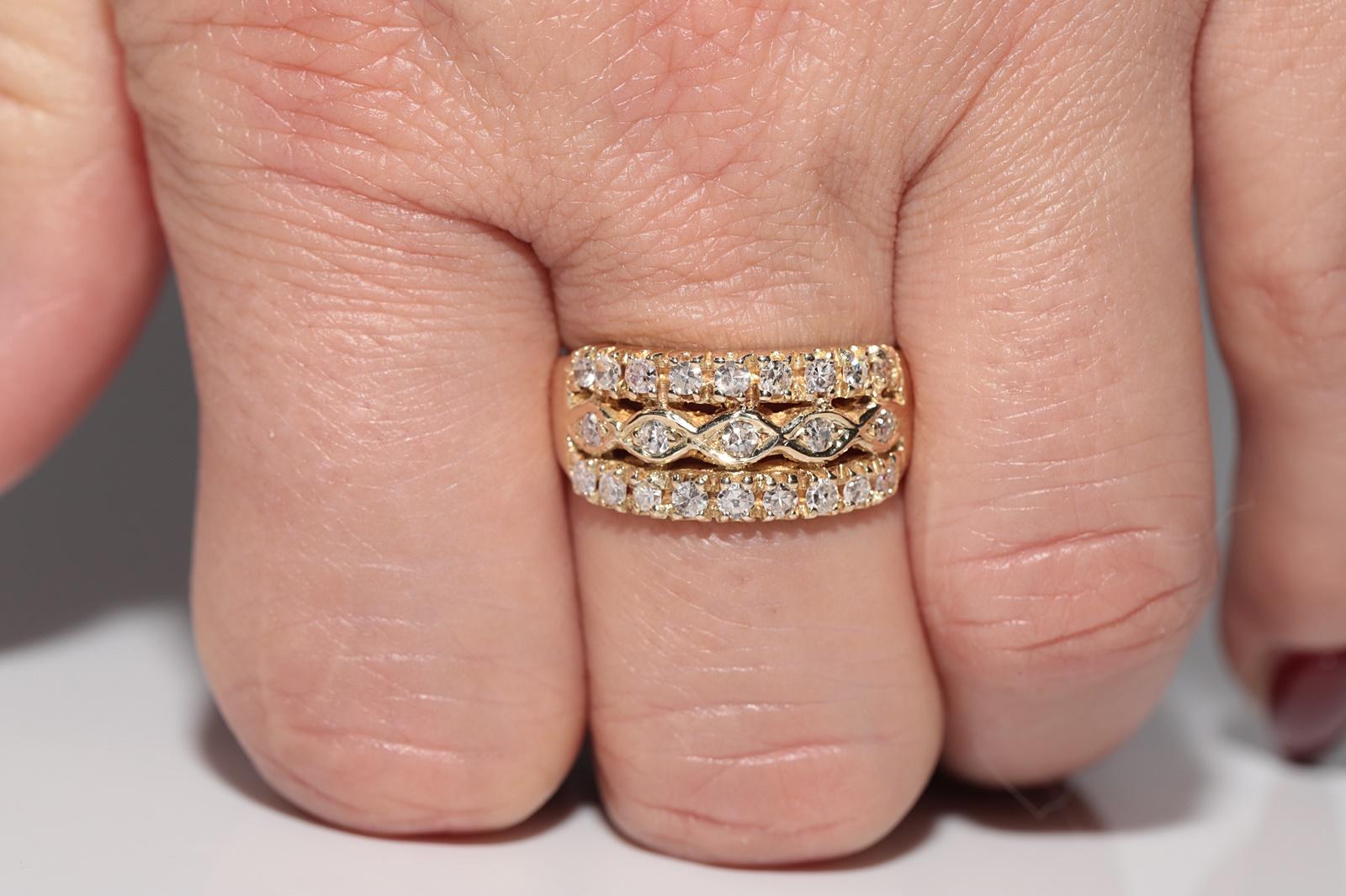 Vintage Circa 1980er Jahre 14k Gold Natürlicher Diamant Dekorierter Bandring im Angebot 10
