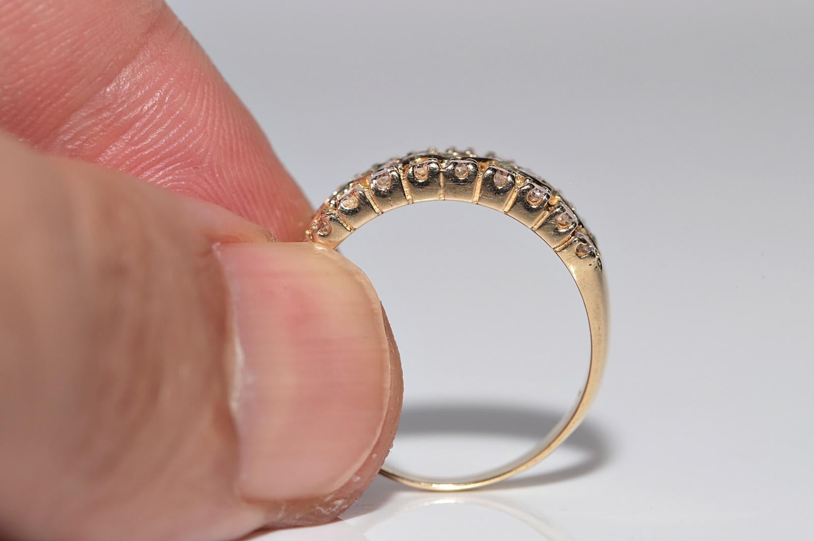 Vintage Circa 1980er Jahre 14k Gold Natürlicher Diamant Dekorierter Bandring im Angebot 1