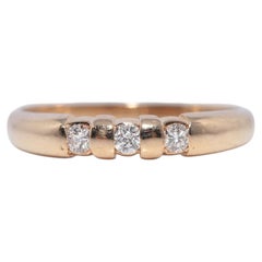 Anillo Vintage Circa 1980s Oro 14k Decorado con Diamantes Naturales