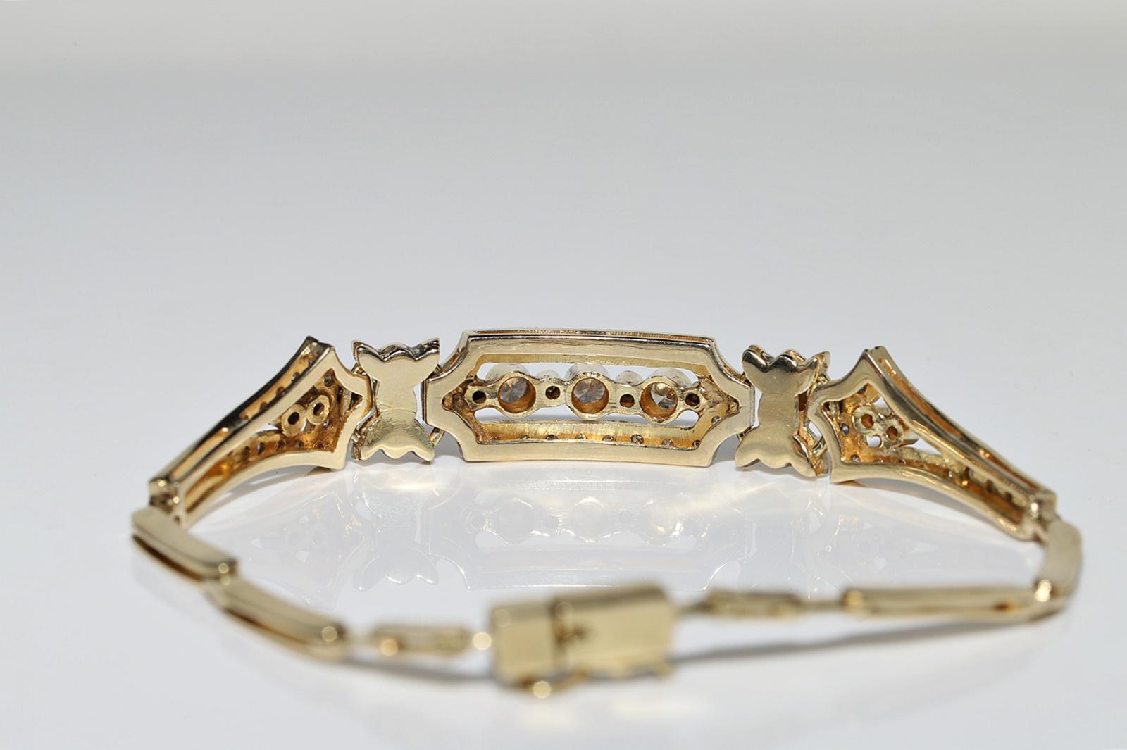 Vintage Circa 1980s  14k Gold Natural Diamond Decorated Bracelet  For Sale 3