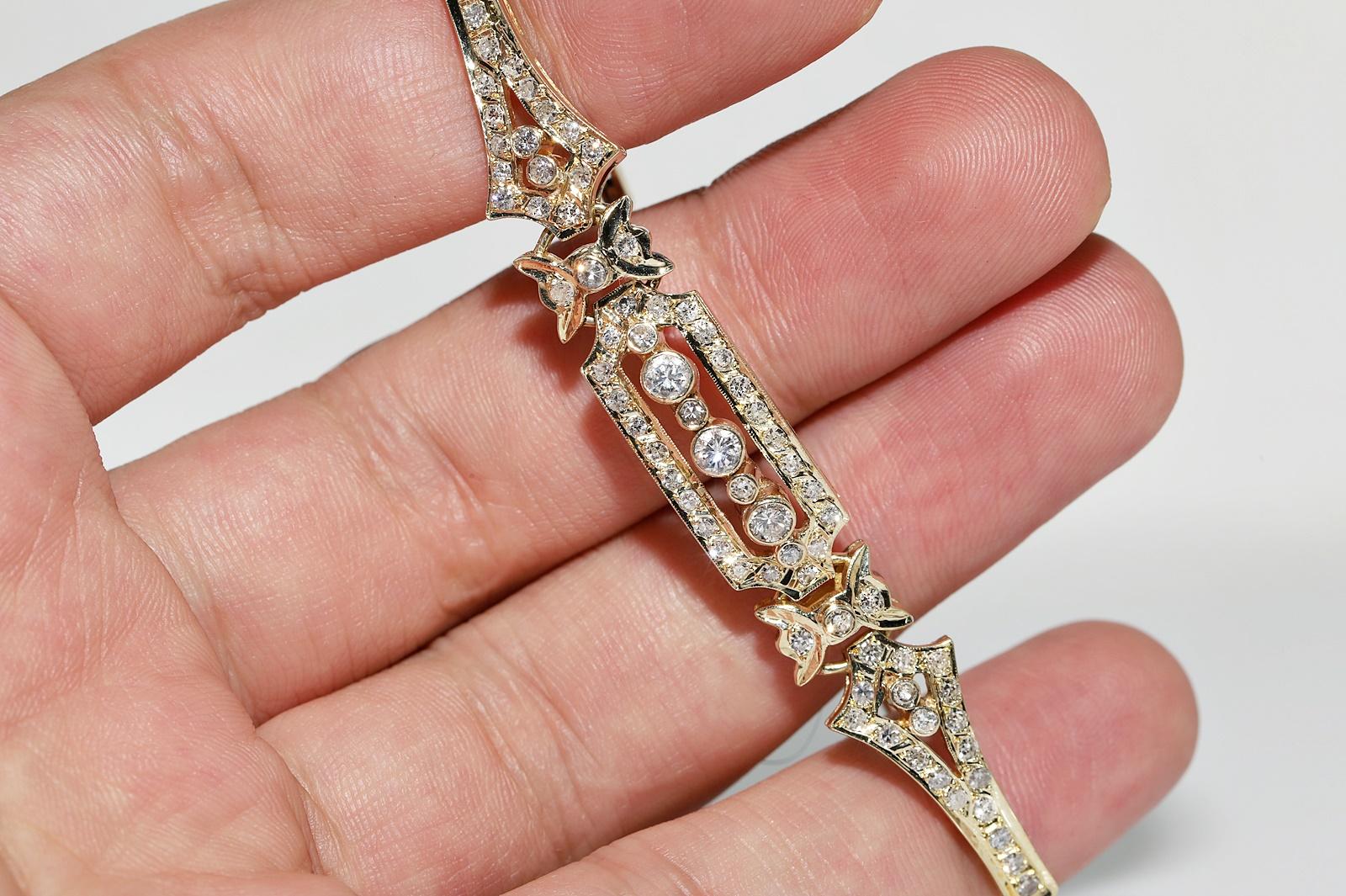 Vintage Circa 1980s  14k Gold Natural Diamond Decorated Bracelet  For Sale 1