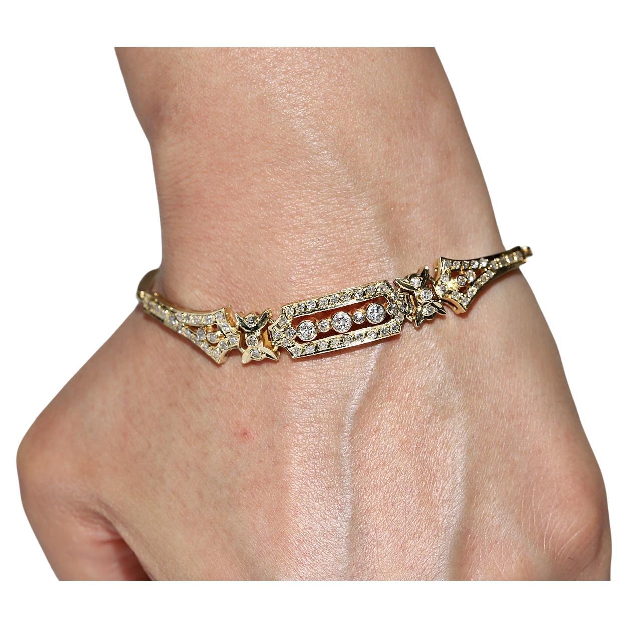 Circa 1980er Jahre  14k Gold Natürliches Diamant-Armband mit Dekoration  im Angebot