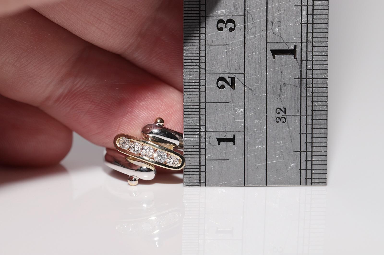 Vintage Circa 1980er Jahre 14k Gold Natürlicher Diamant Dekorierter Cluster-Ring im Angebot 4