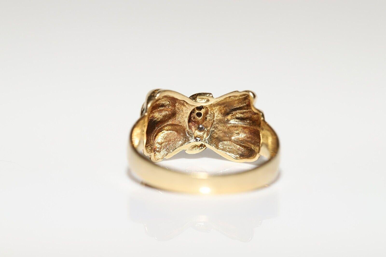 Vintage Circa 1980s 14k Gold Natural Diamond Decorated Cluster Ring  For Sale 5