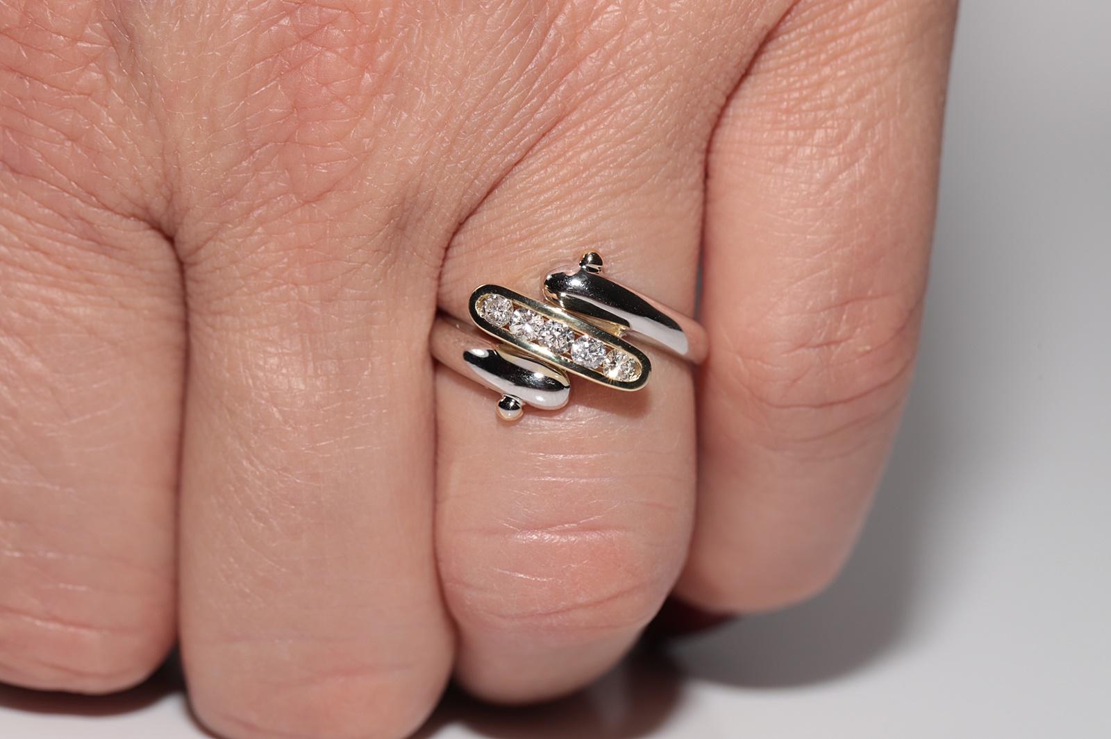 Vintage Circa 1980er Jahre 14k Gold Natürlicher Diamant Dekorierter Cluster-Ring im Angebot 10