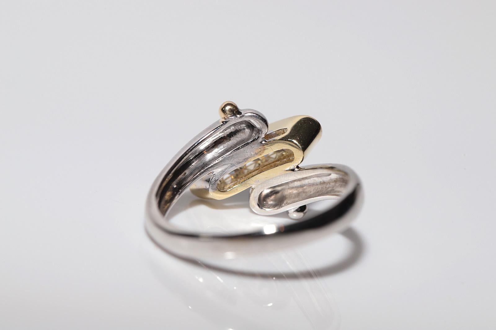Vintage Circa 1980er Jahre 14k Gold Natürlicher Diamant Dekorierter Cluster-Ring im Angebot 1
