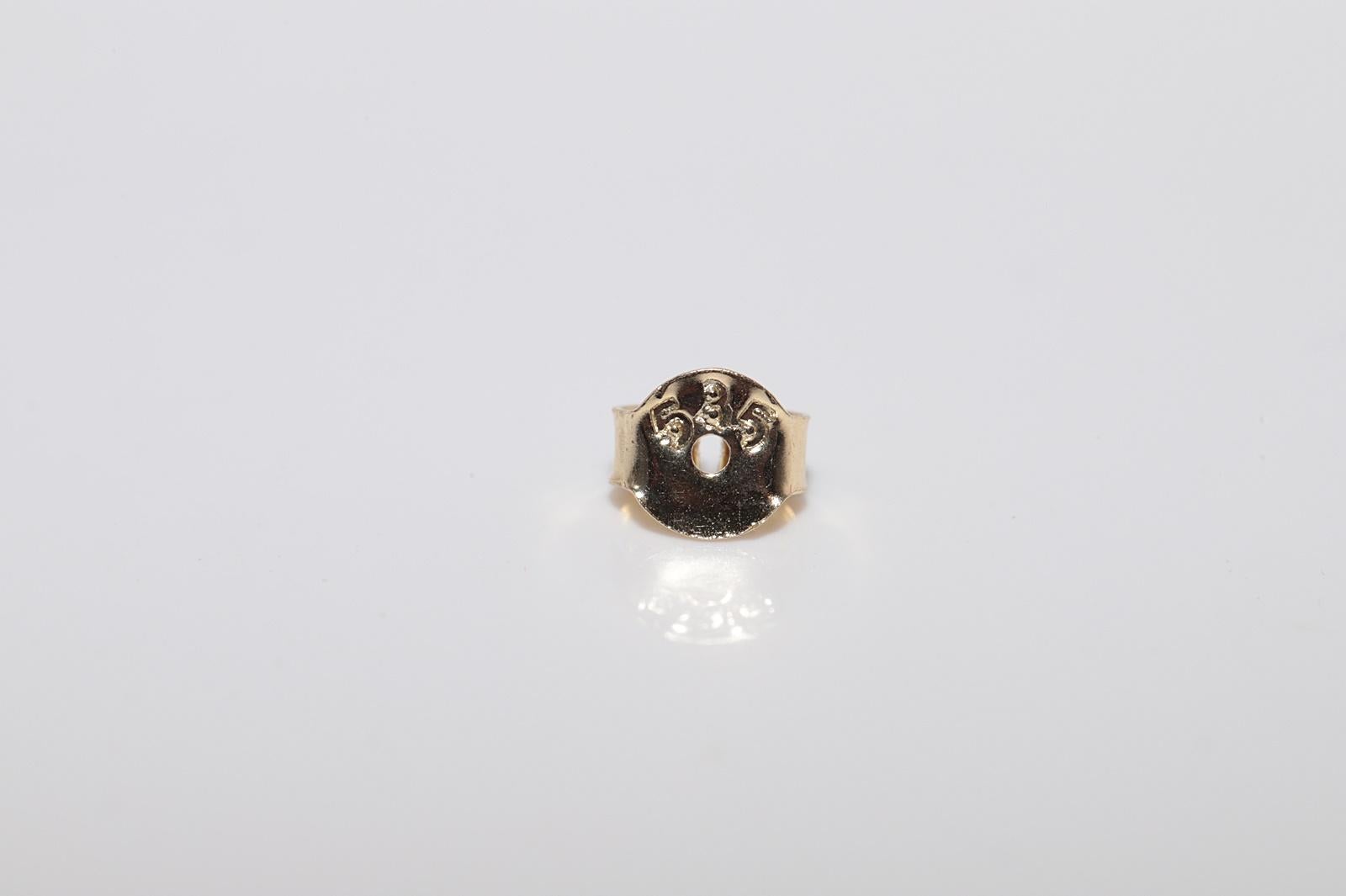 Vintage Circa 1980er Jahre 14k Gold Natürlicher Diamant Dekorierter Tropfenohrring im Angebot 5