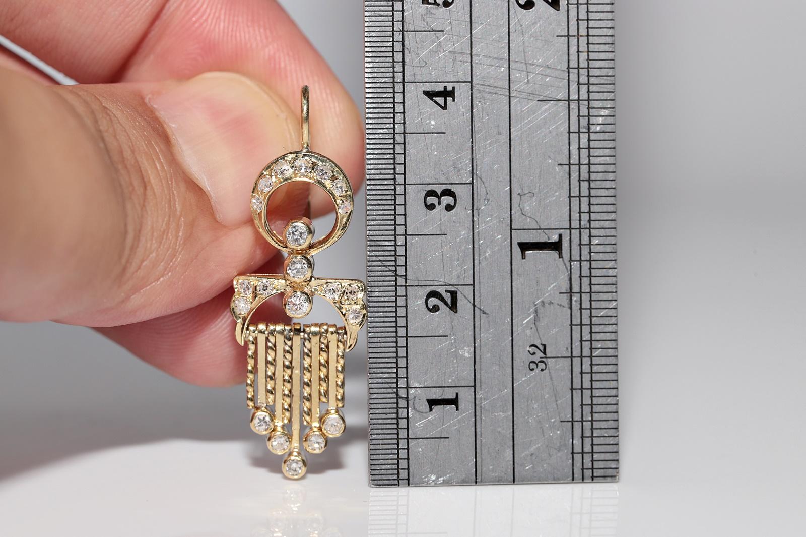 Vintage Circa 1980er Jahre 14k Gold Natürlicher Diamant Dekorierter Tropfenohrring (Einfacher Schliff) im Angebot
