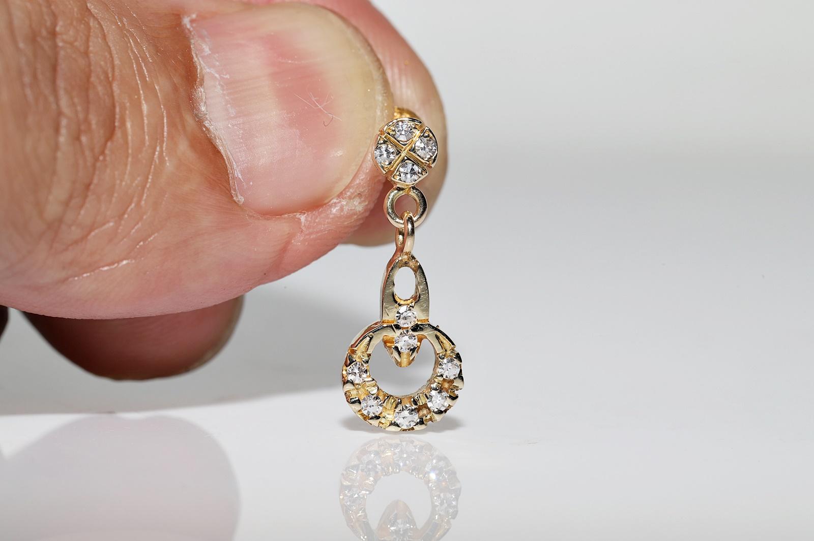 Vintage Circa 1980s 14k Gold Natural Diamond Decorated Drop Earring In Good Condition For Sale In Fatih/İstanbul, 34