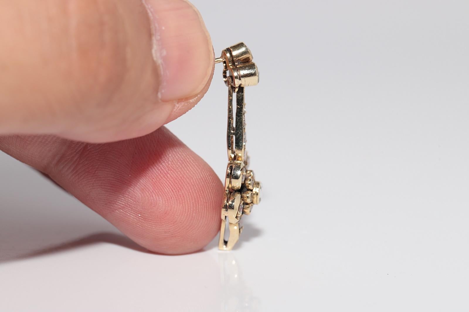 Vintage Circa 1980er Jahre 14k Gold Natürlicher Diamant Dekorierter Tropfenohrring im Angebot 1