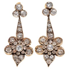 Vintage Circa 1980er Jahre 14k Gold Natürlicher Diamant Dekorierter Tropfenohrring