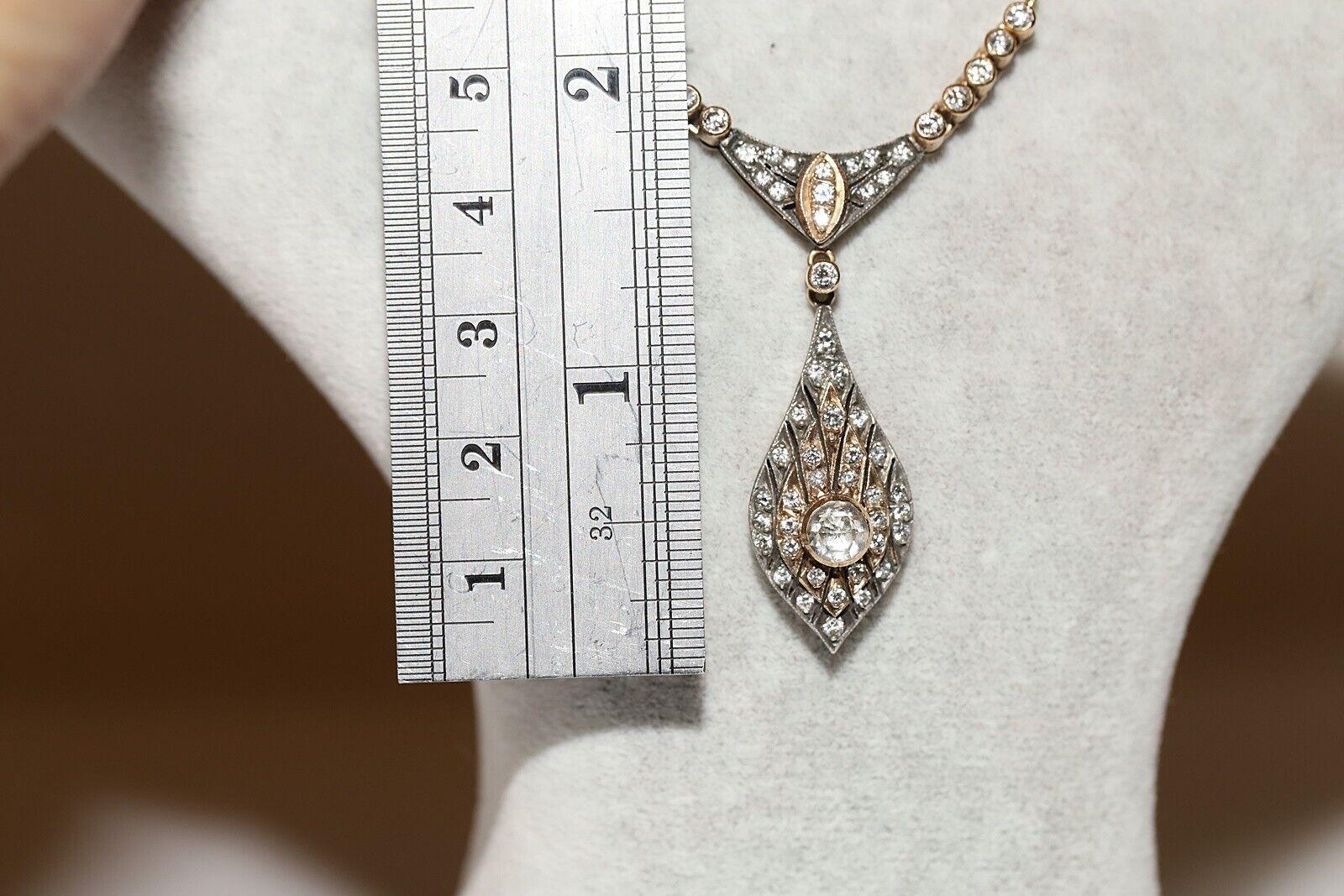 In sehr gutem Zustand.
Das Gesamtgewicht beträgt 10,4 Gramm.
Insgesamt ist der Diamant im Rosenschliff 0,25 Karat.
Insgesamt ist der Diamant mit Brillantschliff 1 Karat.
Der Diamant hat die Farbe G-H und die Reinheit vs-s1.
Die Gesamtlänge der Kette