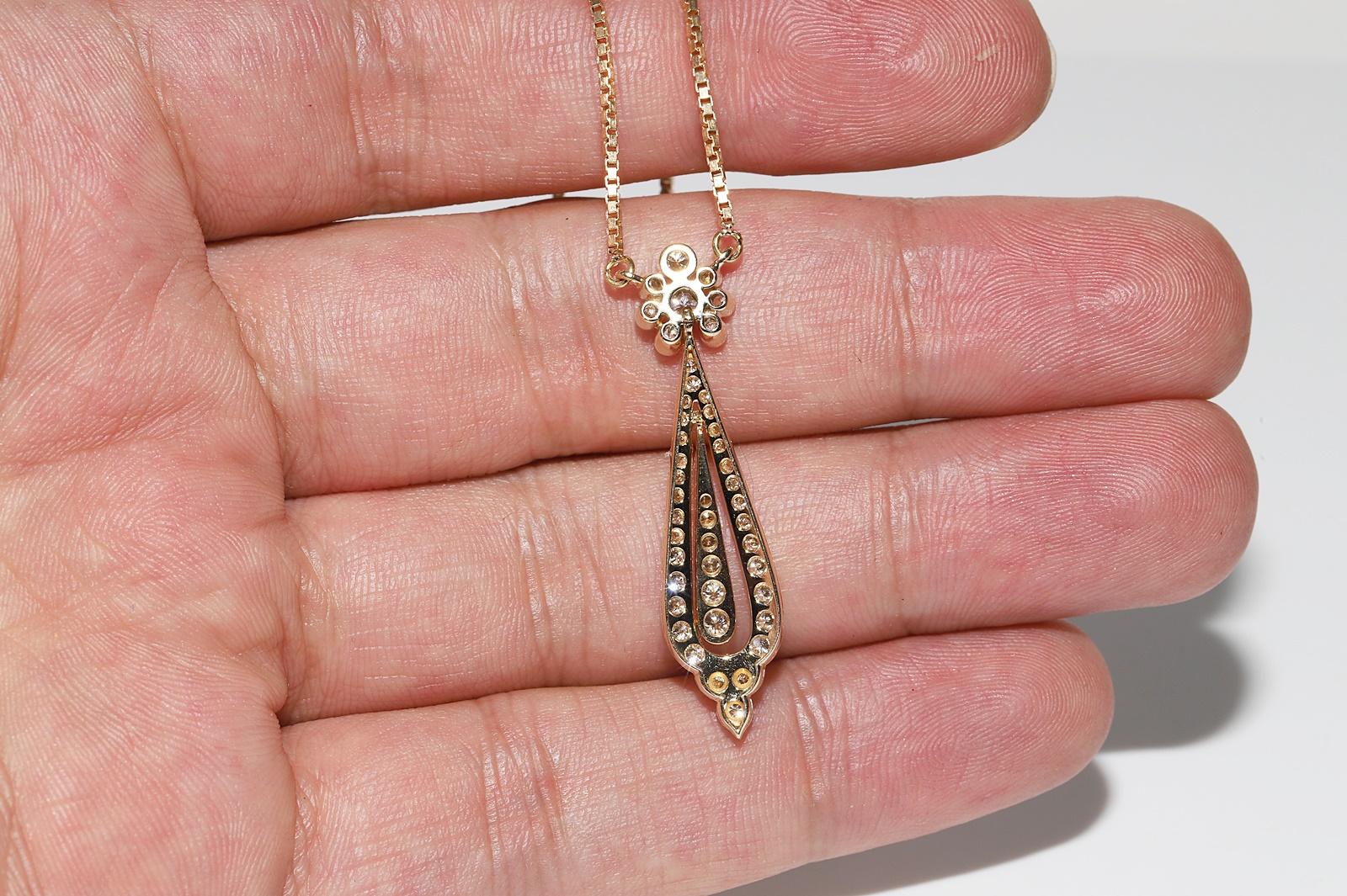 Vintage Circa 1980s 14k Gold Natural Diamond Decorated Drop Pendant Necklace For Sale 7