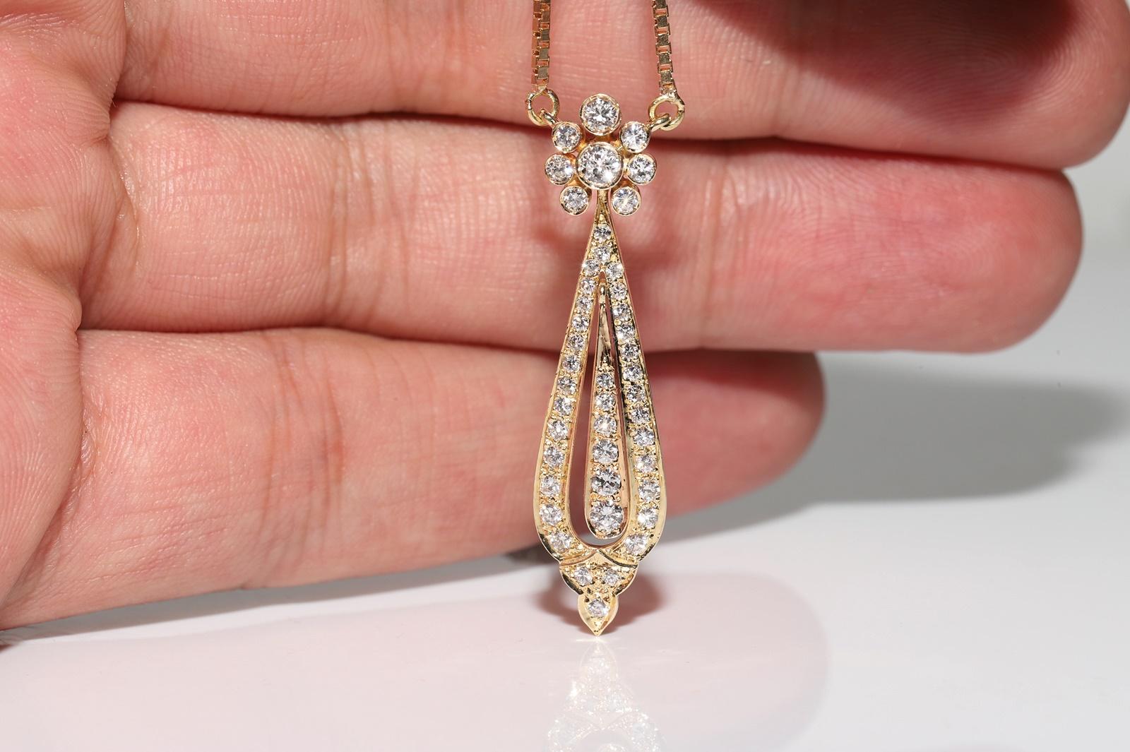 Vintage Circa 1980s 14k Gold Natural Diamond Decorated Drop Pendant Necklace In Good Condition For Sale In Fatih/İstanbul, 34