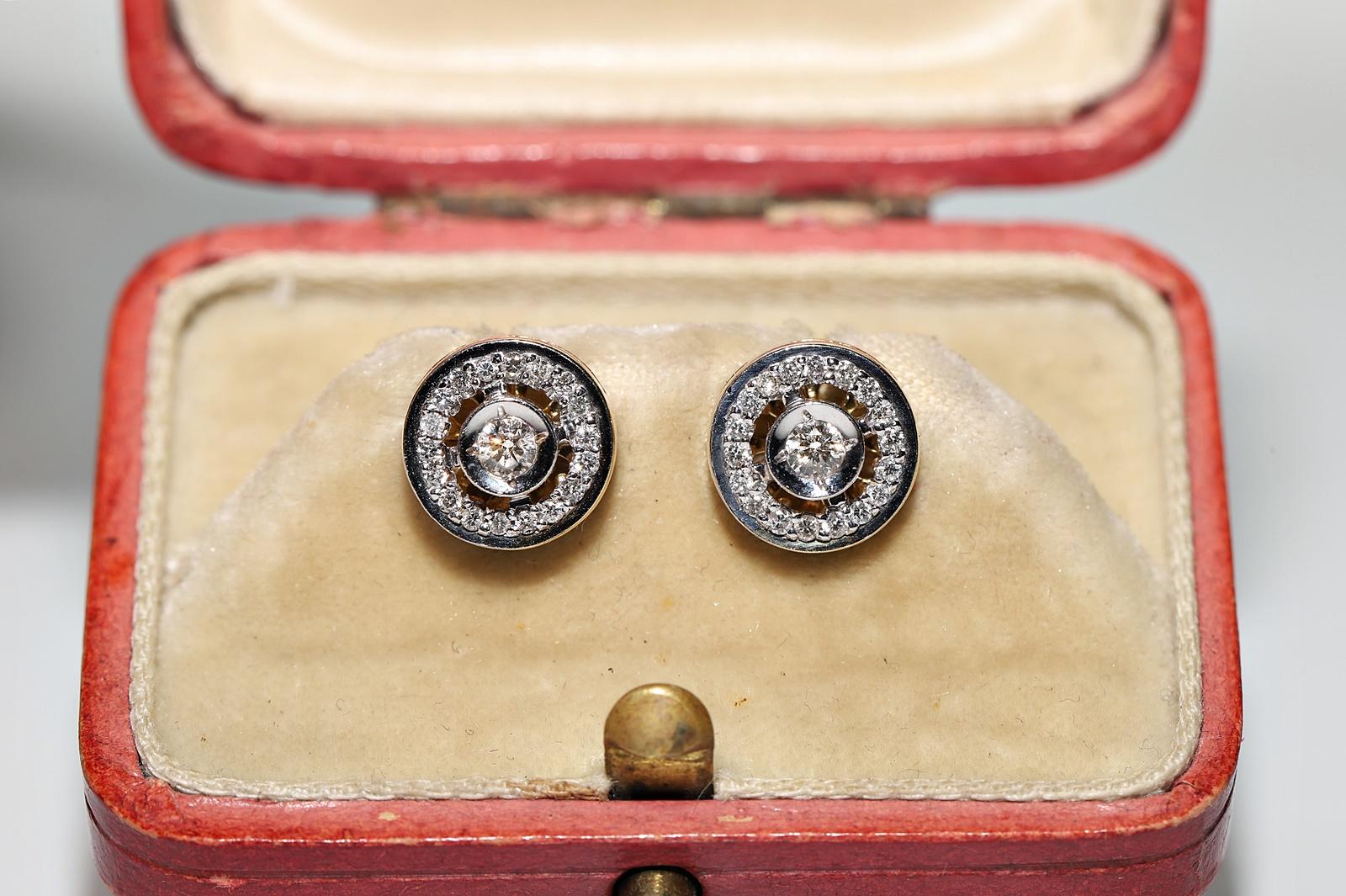 Rétro Boucle d'oreille vintage Circa 1980 en or 14k ornée de diamants naturels en vente