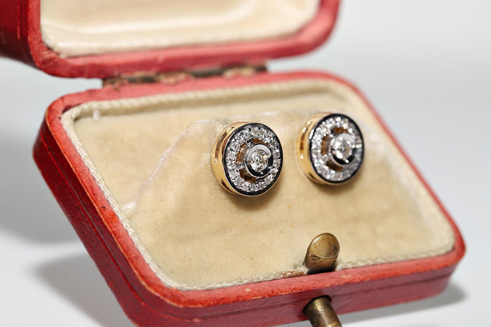 Taille brillant Boucle d'oreille vintage Circa 1980 en or 14k ornée de diamants naturels en vente