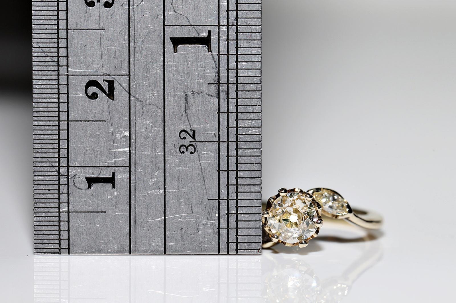 Bague de fiançailles vintage Circa 1980 en or 14k décorée de diamants naturels en vente 2