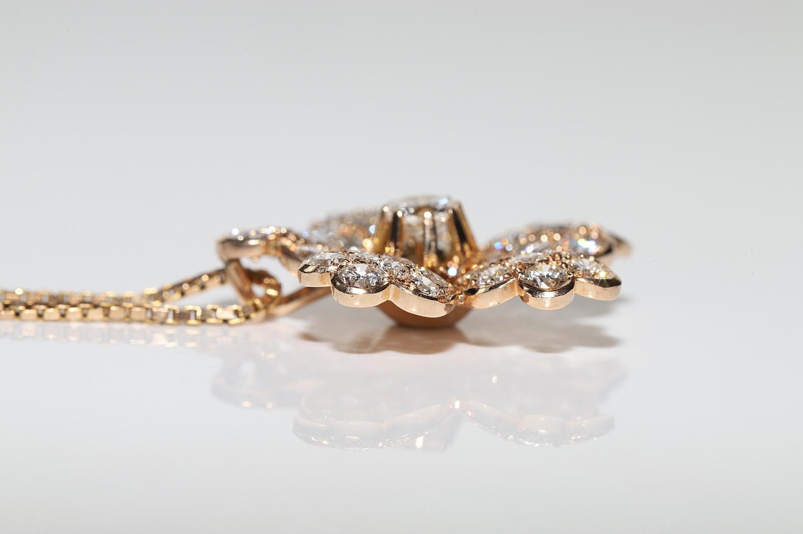 Vintage Circa 1980er Jahre 14k Gold Natürlicher Diamant Deko-Blumen-Anhänger Halskette im Angebot 4