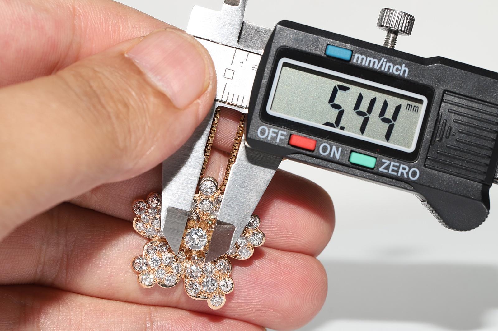 Vintage Circa 1980er Jahre 14k Gold Natürlicher Diamant Deko-Blumen-Anhänger Halskette im Angebot 10