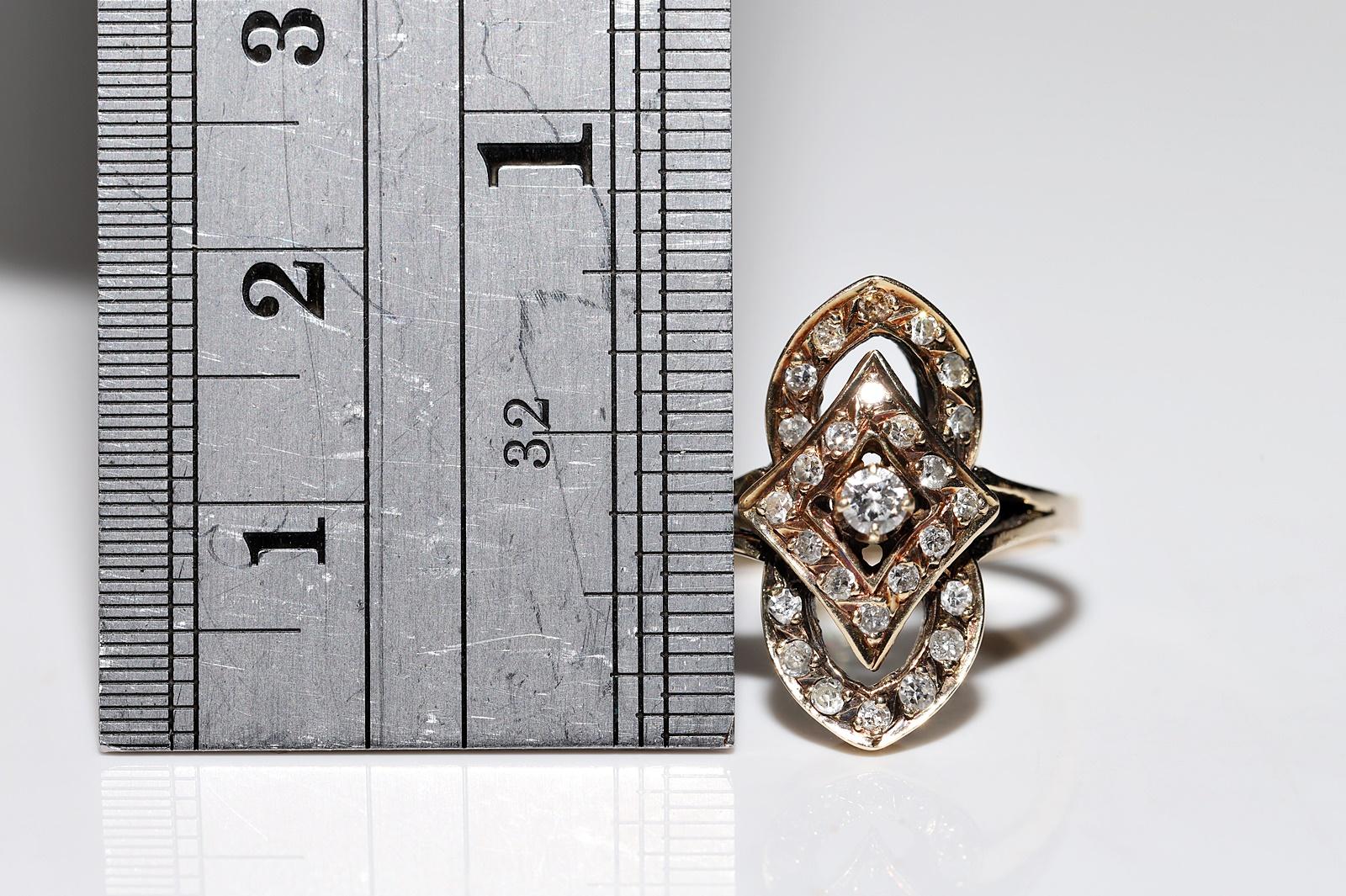 Vintage Circa 1980s 14k Gold Natural Diamond Decorated Navette Ring For Sale 4