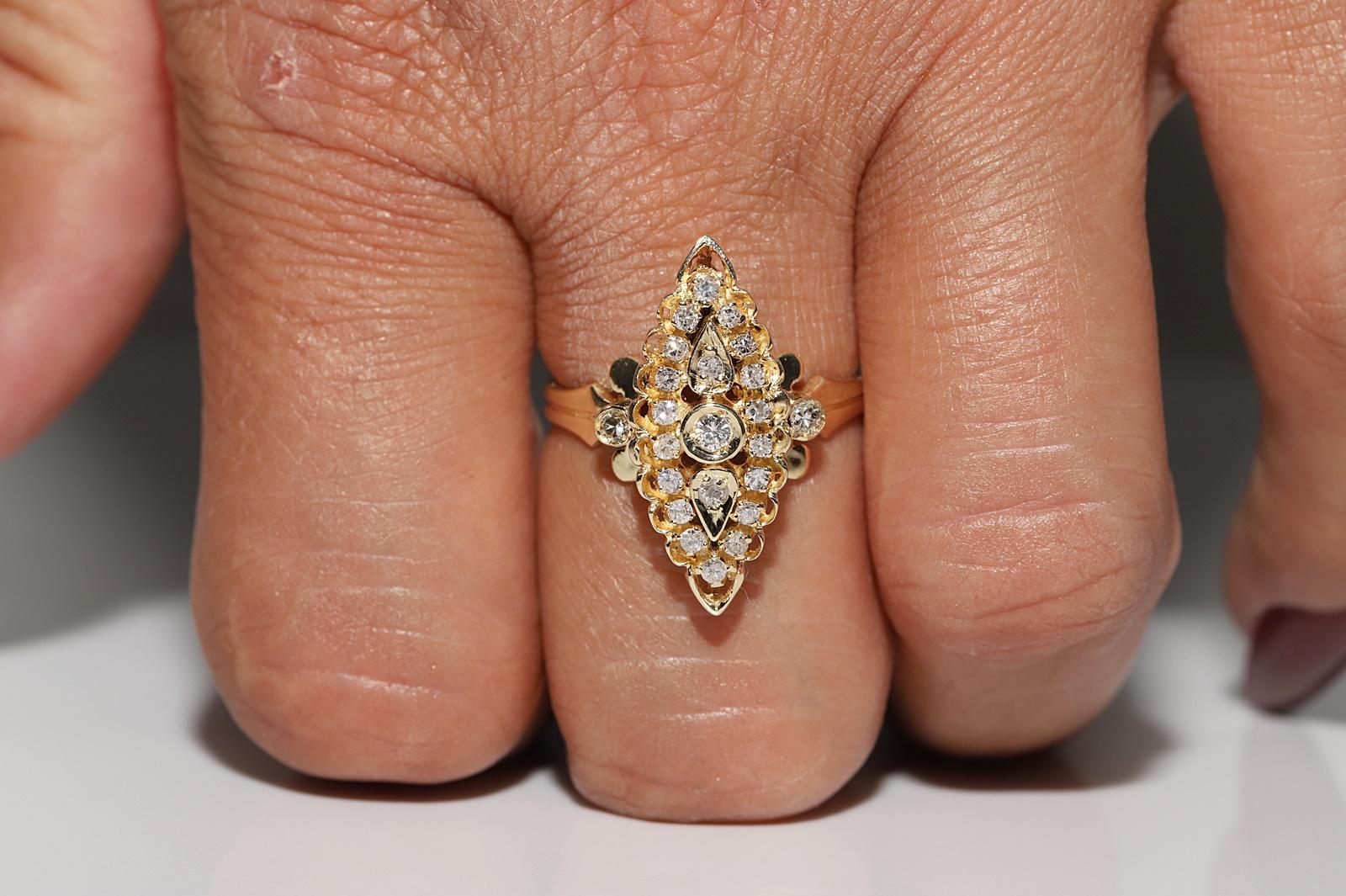 Vintage Circa 1980er Jahre 14k Gold Natürlicher Diamant Dekorierter Navette Ring im Zustand „Gut“ im Angebot in Fatih/İstanbul, 34
