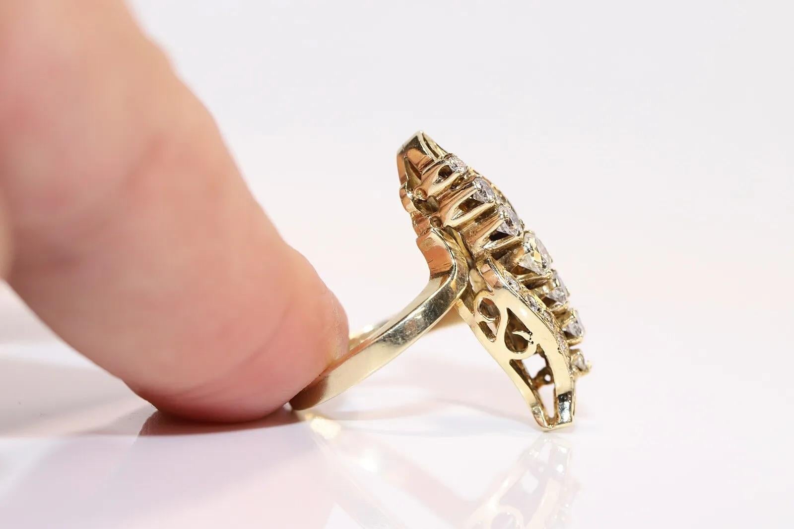 Vintage Circa 1980er Jahre 14k Gold Natürlicher Diamant Dekorierter Navette Ring Damen im Angebot