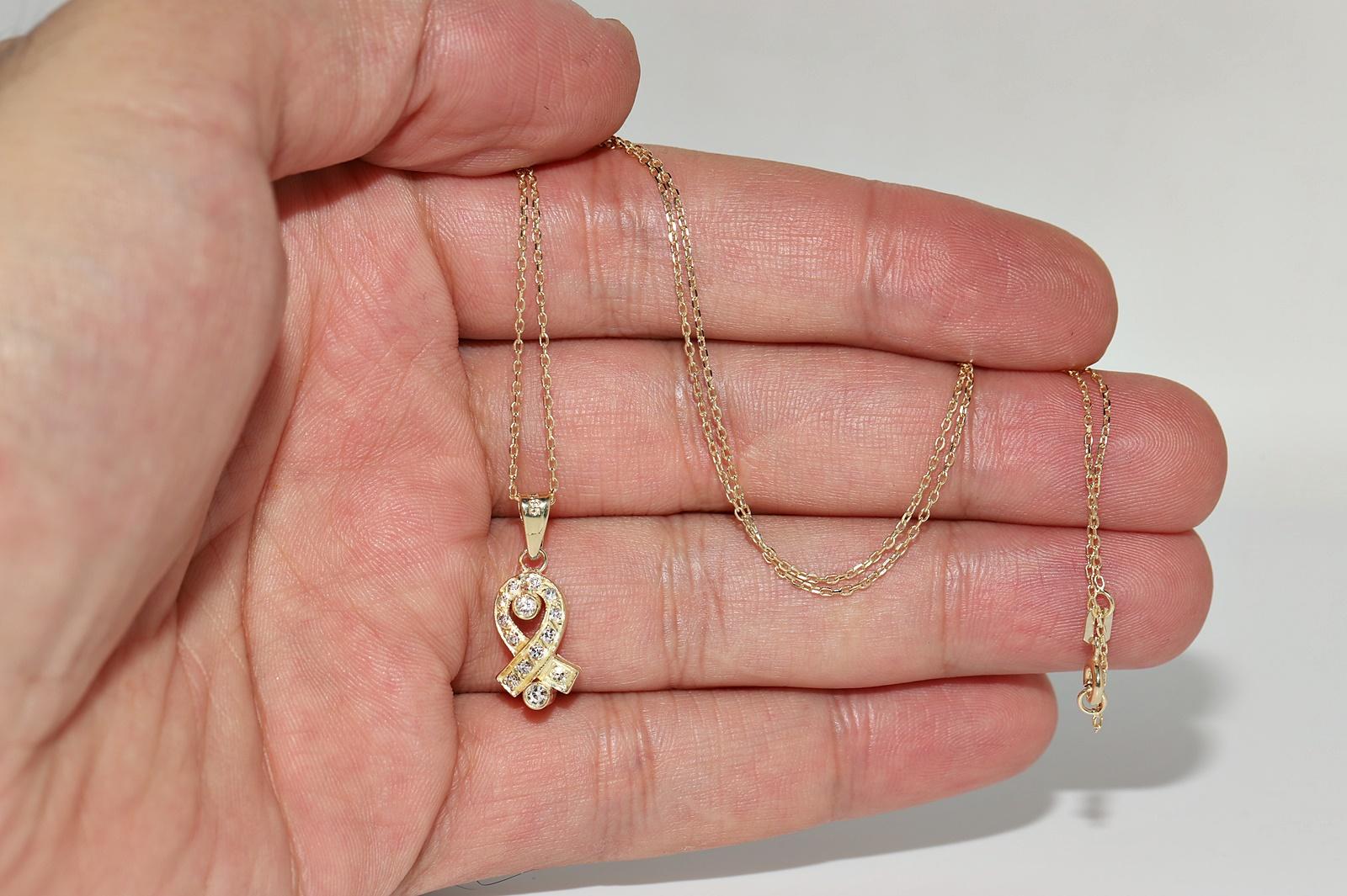 Vintage Circa 1980s 14k Gold Natural Diamond Decorated Pendant Necklace For Sale 5