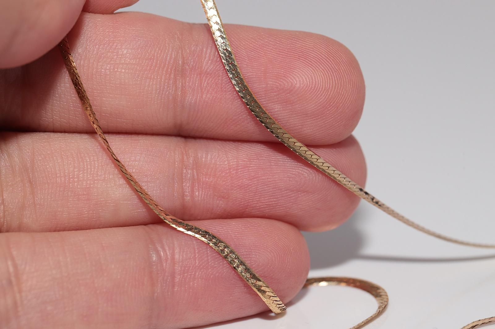 Vintage Circa 1980er Jahre 14k Gold Natürlicher Diamant Dekorierter Anhänger Halskette im Angebot 8