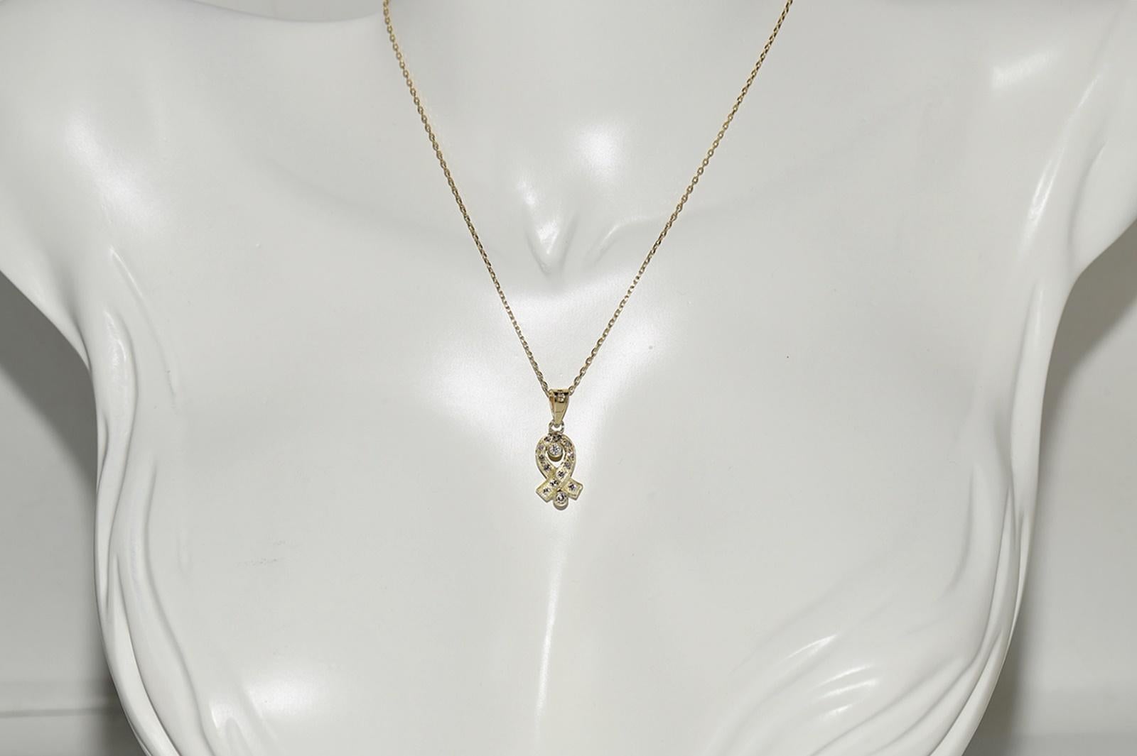 In sehr gutem Zustand.
Das Gesamtgewicht beträgt 3 Gramm.
Insgesamt ist Diamant etwa 0,50 ct.
Der Diamant ist G-H Farbe und vvs-vs Klarheit.
Die Gesamtlänge der Kette beträgt 42 cm.
Bitte kontaktieren Sie uns bei Fragen.
