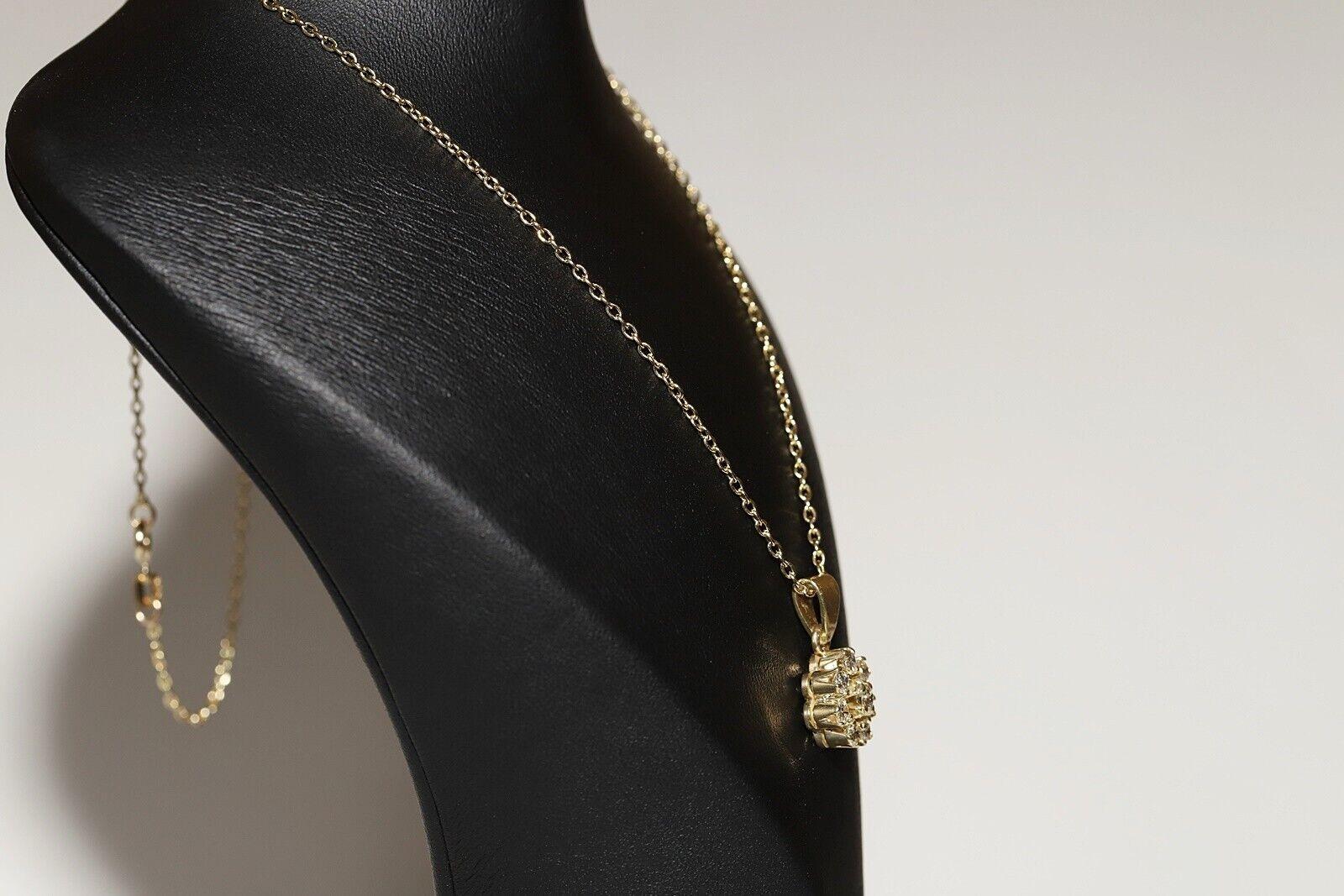 Retro Vintage Circa 1980s 14k Gold Natural Diamond Decorated Pendant Necklace For Sale