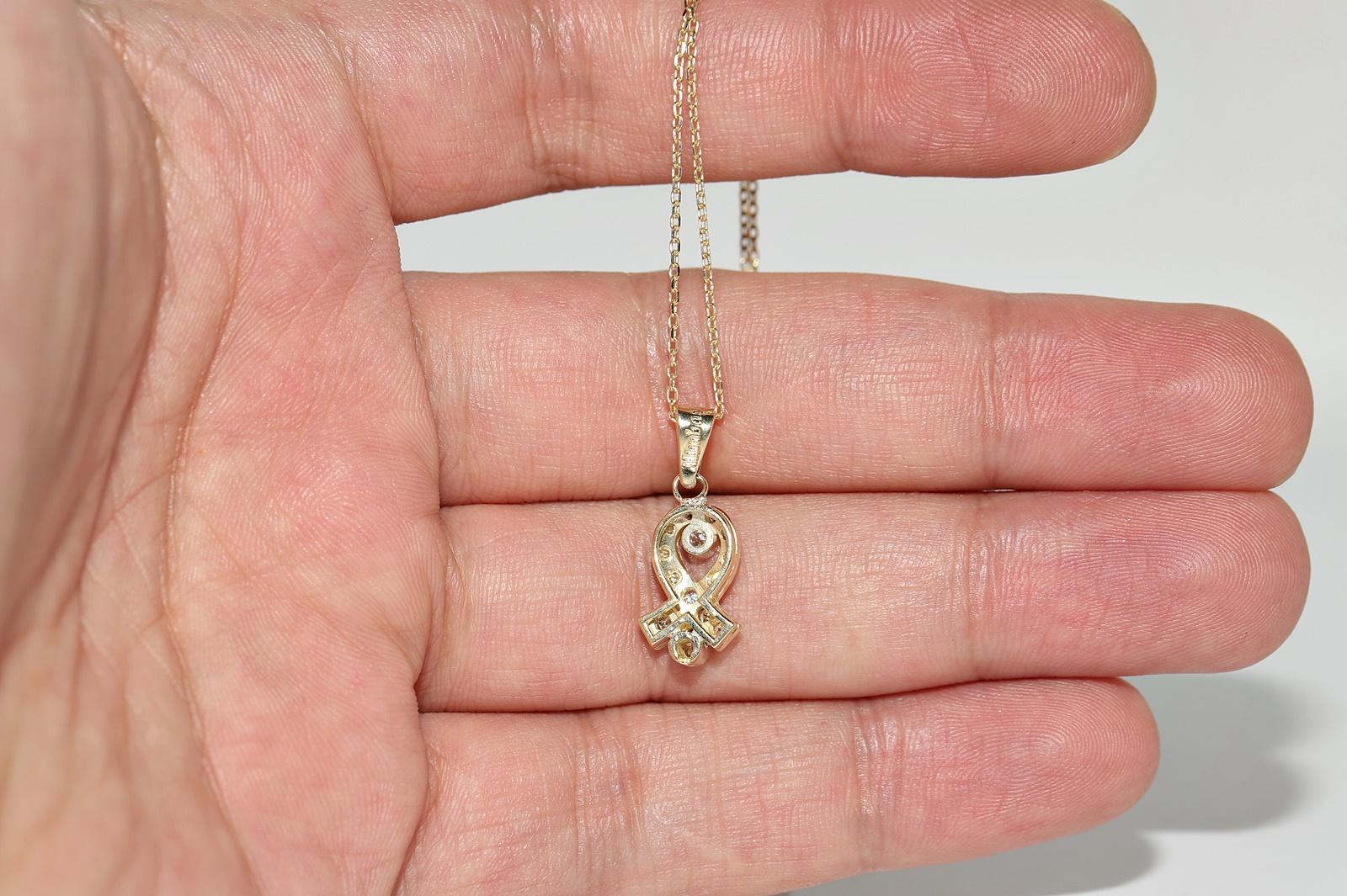Vintage Circa 1980s 14k Gold Natural Diamond Decorated Pendant Necklace For Sale 2