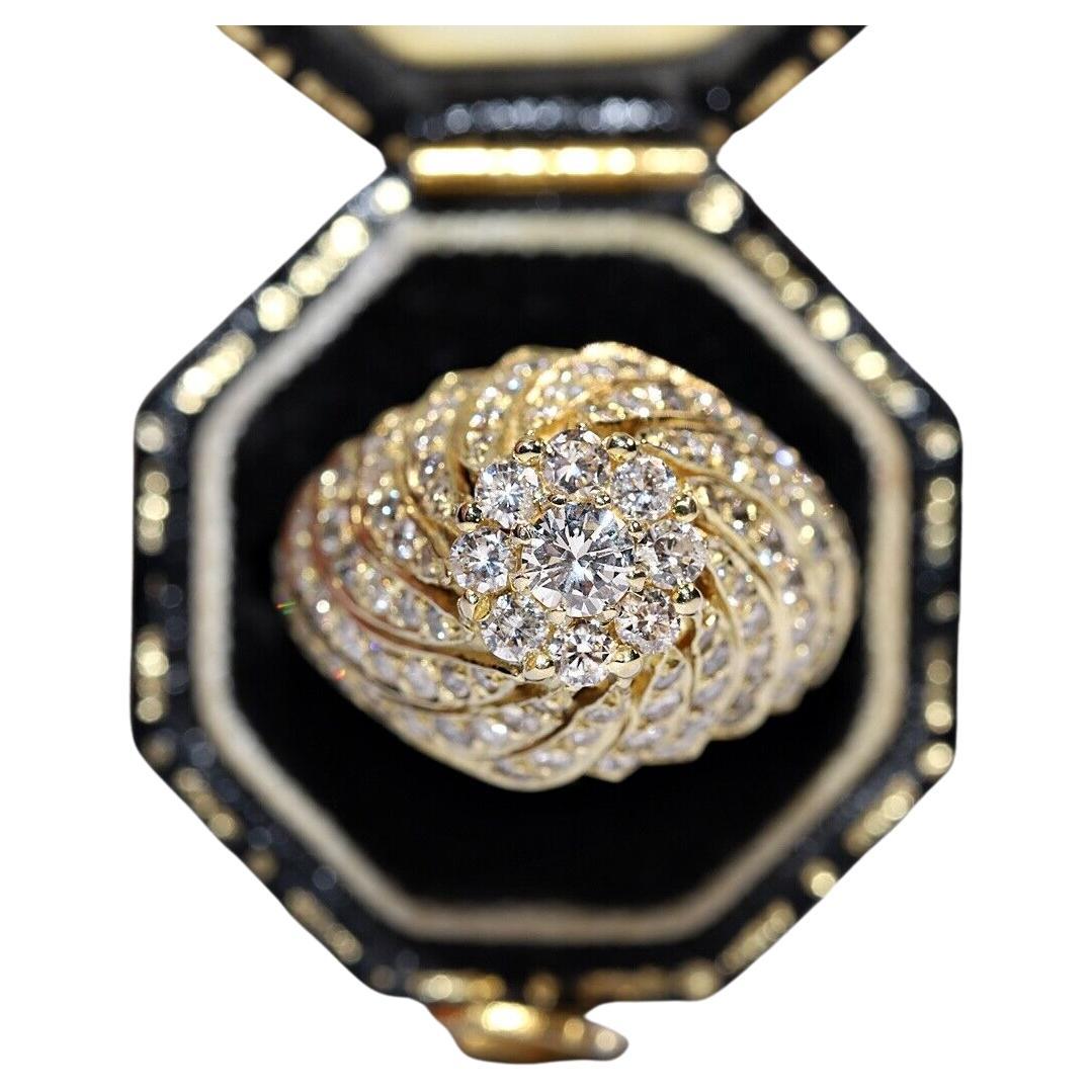 Vintage Circa 1980er Jahre 14k Gold Natürlicher Diamant Dekorierter hübscher Vintage-Ring