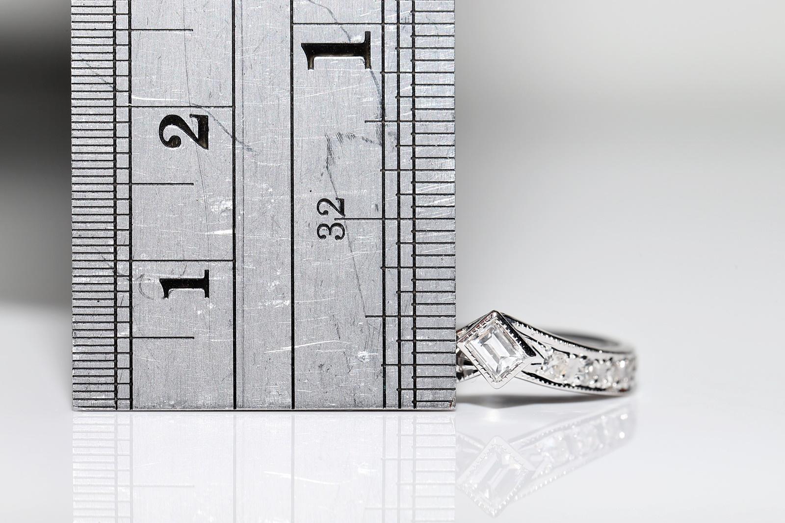 Vintage Circa 1980er Jahre 14k Gold Natürlicher Diamant Dekorierter Vintage-Ring im Angebot 5