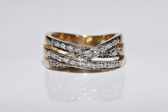 Vintage Circa 1980s 14k Gold Natural Diamond Decorated Ring