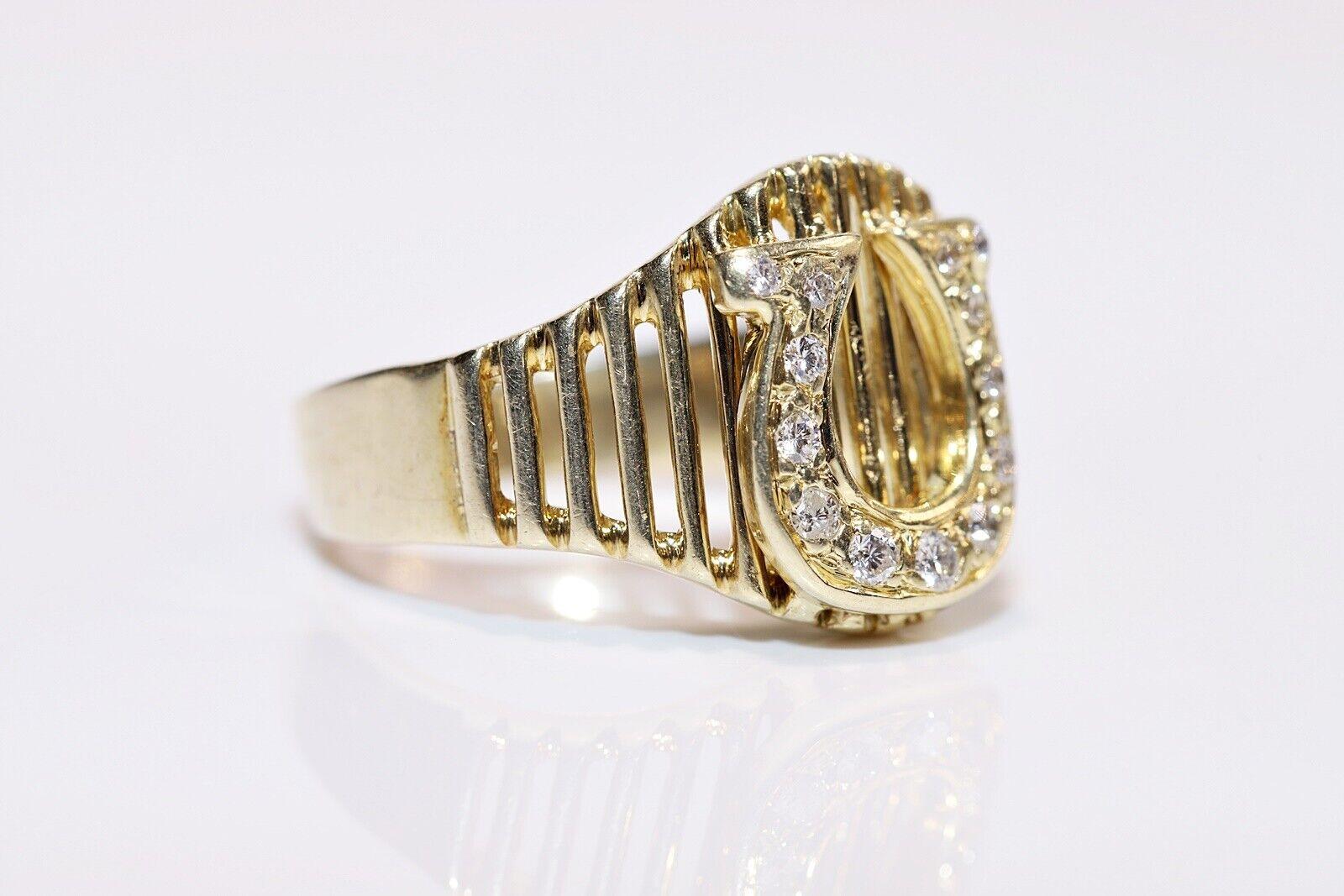 Retro Vintage Circa 1980s 14k Gold Natural Diamond Decorated Ring For Sale