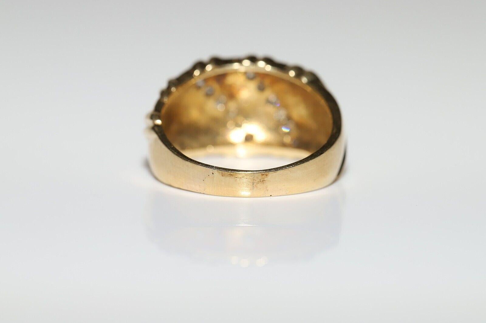 Vintage Circa 1980er Jahre 14k Gold Natürlicher Diamant Dekorierter Vintage-Ring  (Brillantschliff) im Angebot
